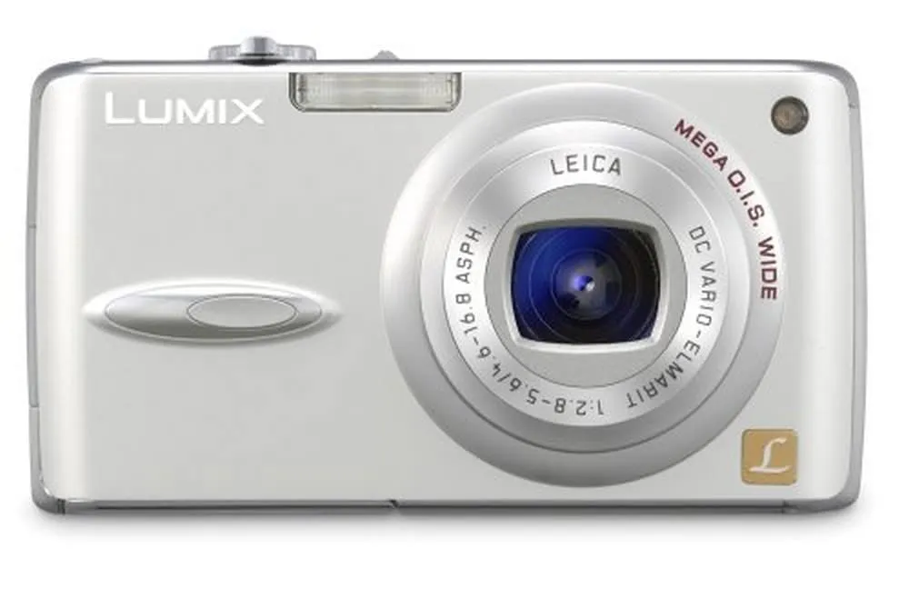 Panasonic DMC-FX01S Silver 6MP Compact Digital Camera with 3.6x Optical Stabilized Zoom